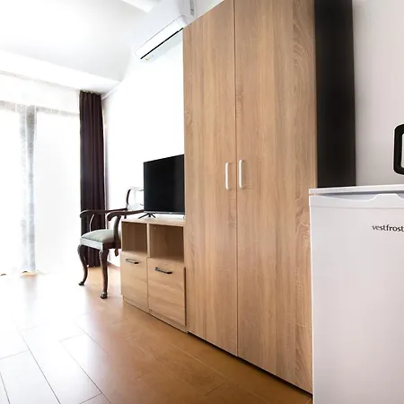 Gæstehus En-suite Rooms: Novа In Center 2*