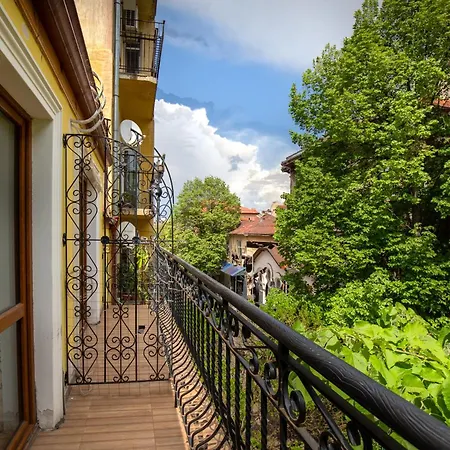 En-suite Rooms: Novа In Center 2* Sofia